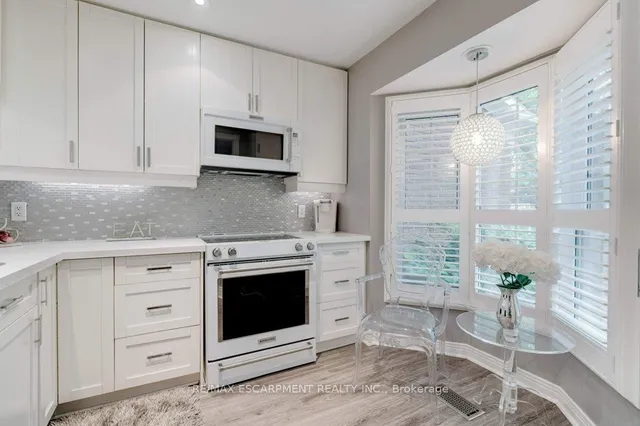 Additional image 29 of 1280 Maple Crossing Blvd Unit 11