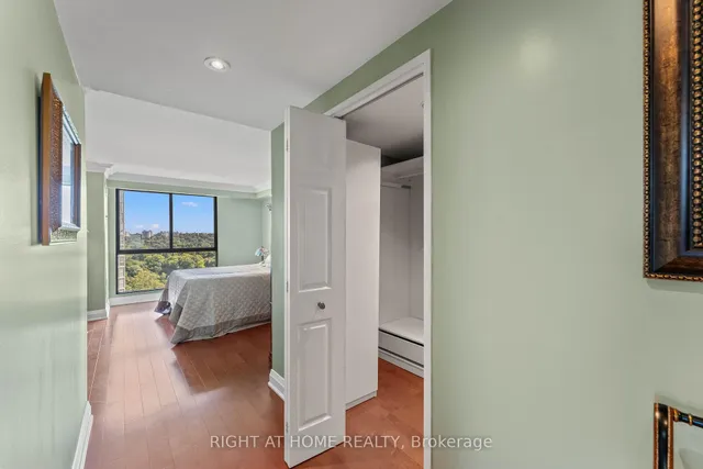 Additional image 14 of 3 Concorde Pl Unit 1503