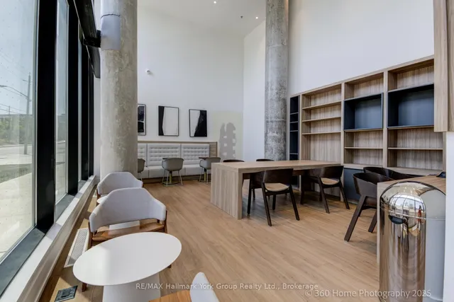 Additional image 32 of 3100 Keele St Unit 534