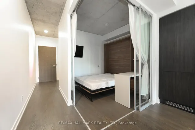 Additional image 22 of 109 Ossington Ave Unit 211