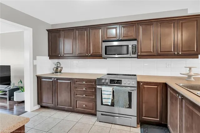 Additional image 7 of 21 Hepworth Cres