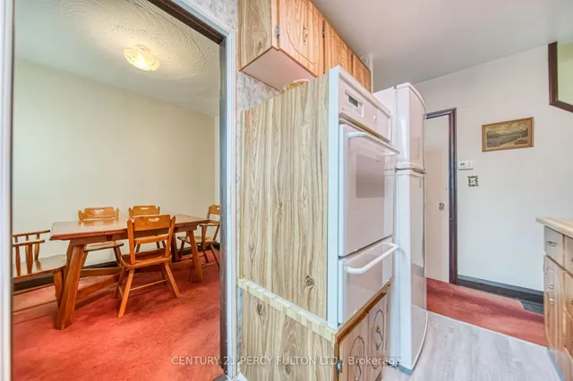 Additional image 11 of 3184 St Clair Ave