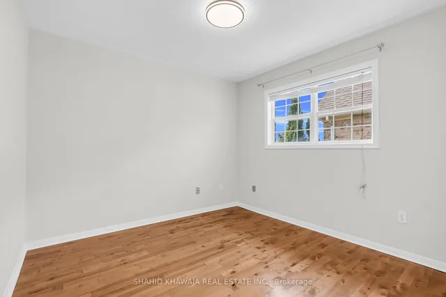 Additional image 22 of 492 Collis Crt