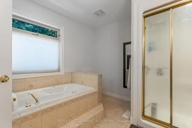 Additional image 31 of 22 Shadeland Cres