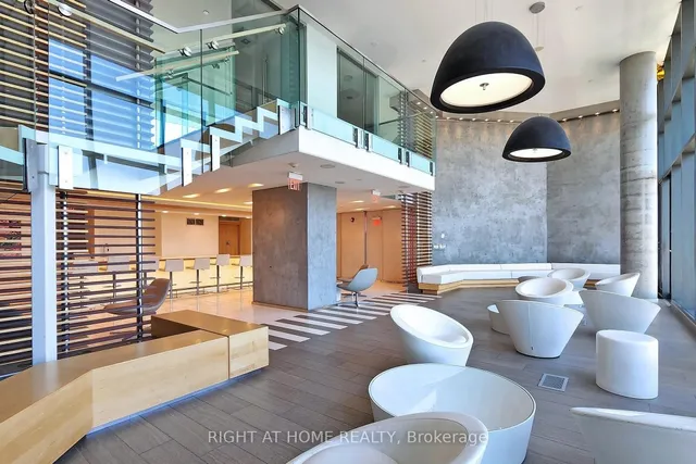 Additional image 34 of 45 Charles St Unit 2201