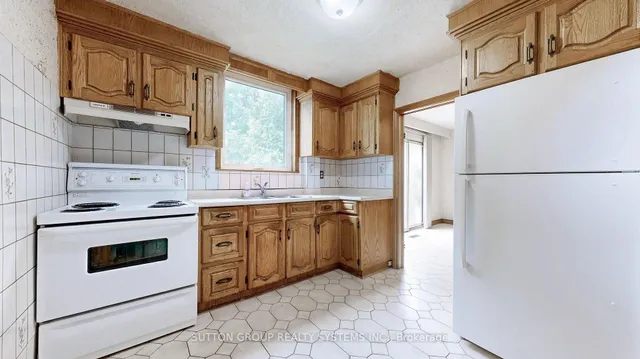 Additional image 7 of 29 Edmund Ave