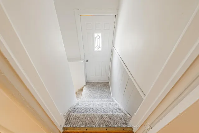 Additional image 22 of 972 Kingsway Dr