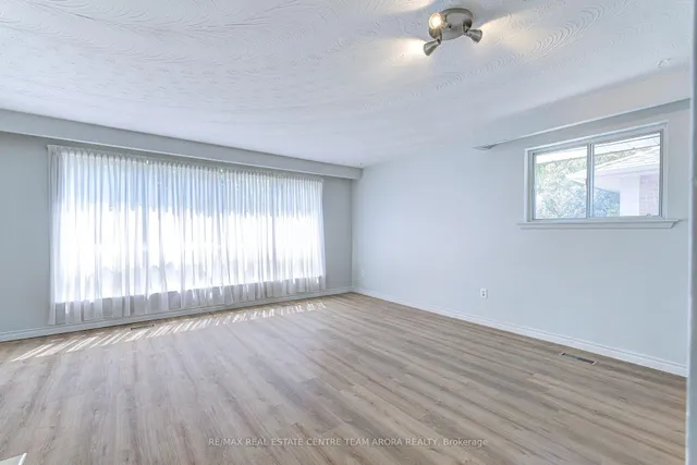 Additional image 8 of 28 Burgby Ave