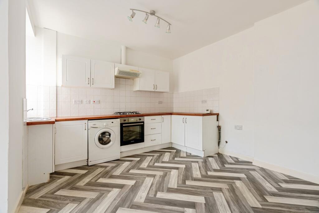 Additional image 6 of Casterton Avenue, Burnley, Lancashire, BB10