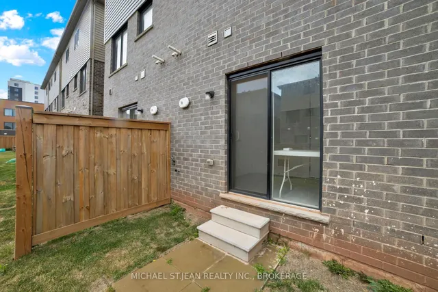 Additional image 33 of 29 Radison Lane