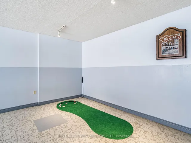 Additional image 40 of 3380 Eglinton Ave Unit 1410