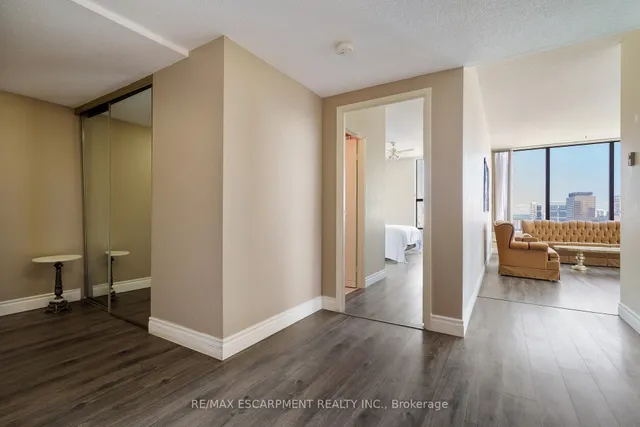 Additional image 10 of 75 Queen St Unit 2203