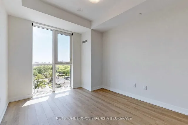 Additional image 15 of 2300 St Clair Ave Unit 807