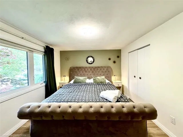 Additional image 35 of 635 Bridle WOOD