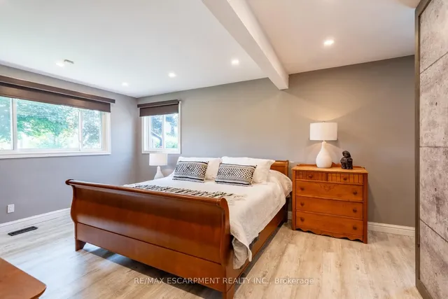 Additional image 26 of 2172 CENTRE Rd