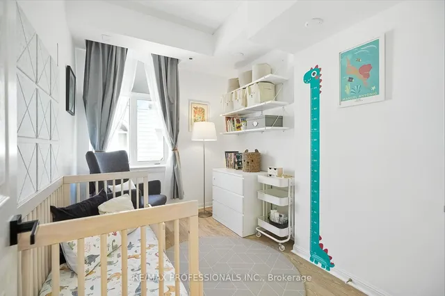 Additional image 23 of 32 Stadium Rd Unit 325