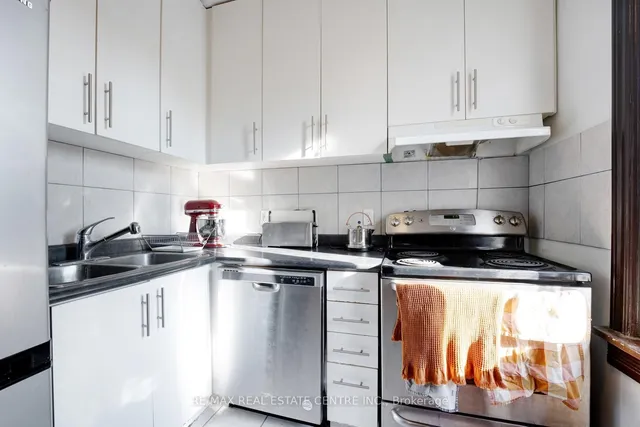 Additional image 8 of 270 Clinton St