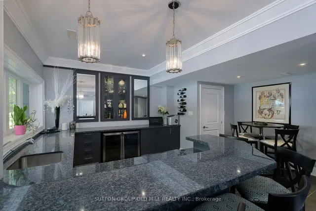 Additional image 33 of 14 Canis St