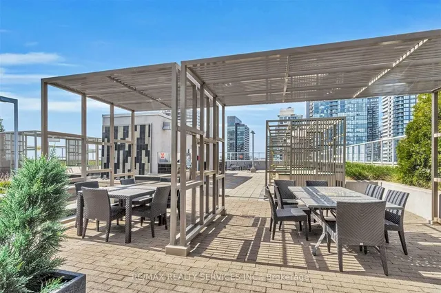 Additional image 4 of 352 Front St Unit 1413