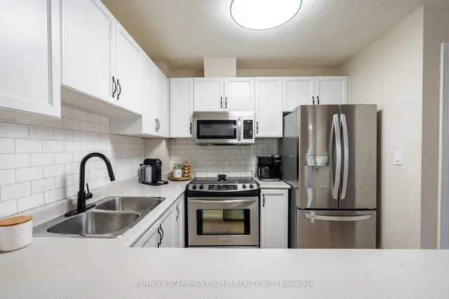 Additional image 9 of 4140 Foxwood Dr Unit 203