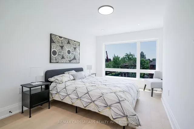 Additional image 29 of 106 Park St