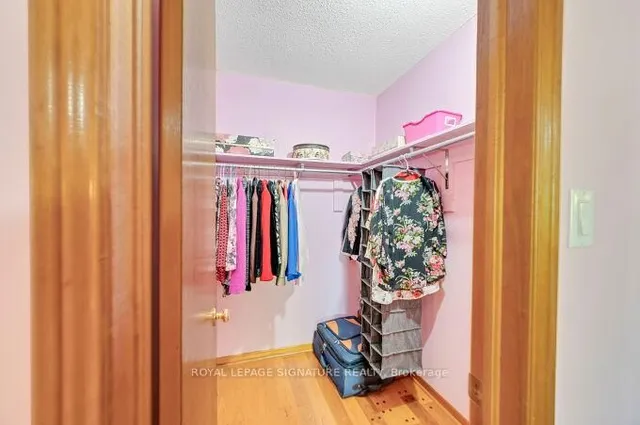 Additional image 37 of 2921 Caradoc Lane