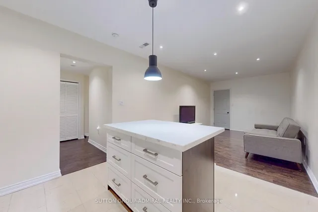 Additional image 33 of 35 Pringdale Gardens Circ