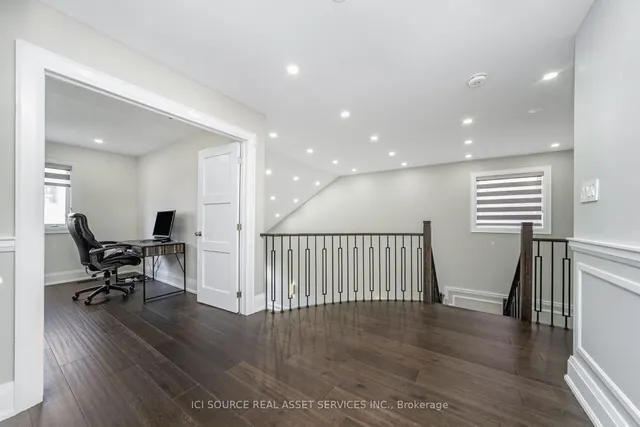 Additional image 18 of 12 Amethyst Circ