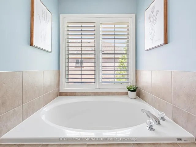 Additional image 19 of 943 Trudeau Dr