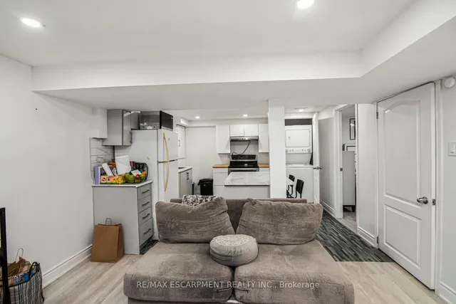 Additional image 38 of 140 East 35th St