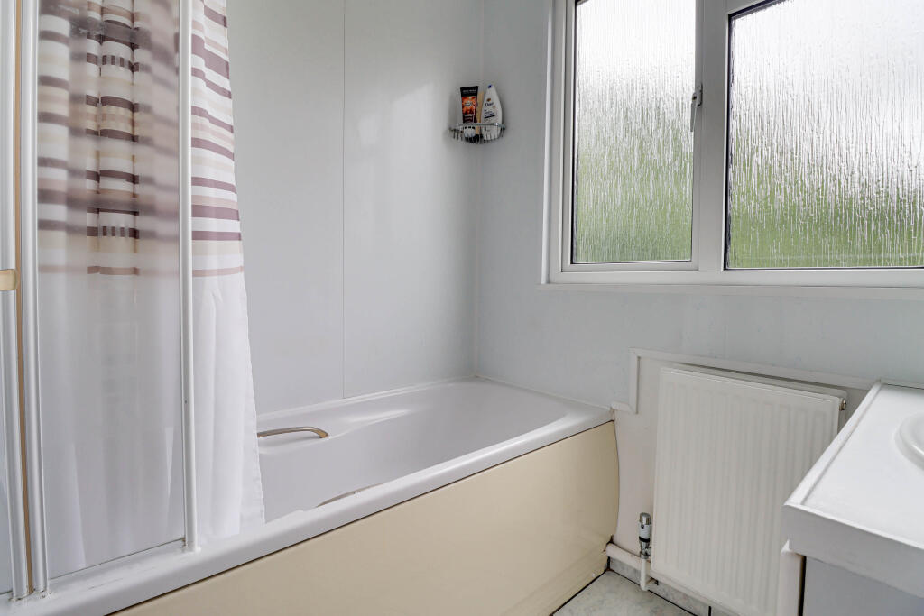 Additional image 17 of Wick Avenue, Wheathampstead, AL4