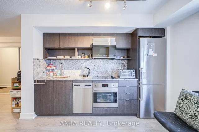 Additional image 16 of 9 Mabelle Ave Unit 1526