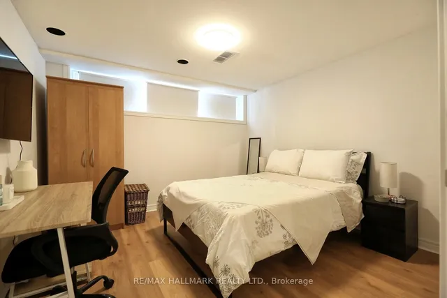 Additional image 31 of 38 Santa Barbara Rd