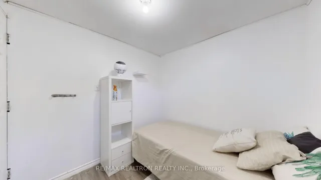 Additional image 38 of 878 Delgado Dr