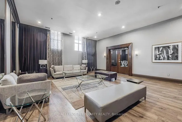 Additional image 37 of 438 Richmond St Unit 722