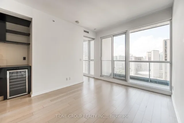 Additional image 11 of 70 Temperance St Unit 2501