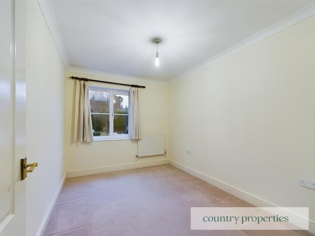 Additional image 6 of Oaklands Court, WELWYN, AL6