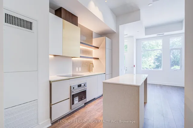 Additional image 6 of 1285 Queen St Unit 102