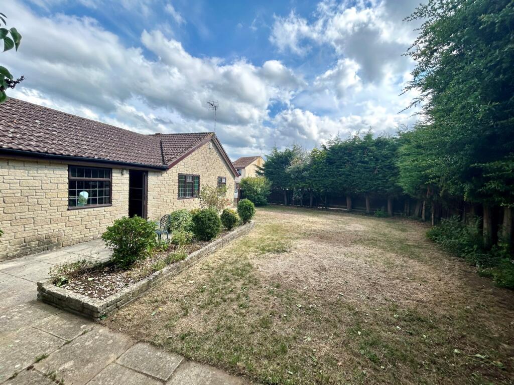 Additional image 4 of Sutton Grange, Yeovil, BA21