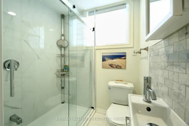 Additional image 34 of 38 Santa Barbara Rd