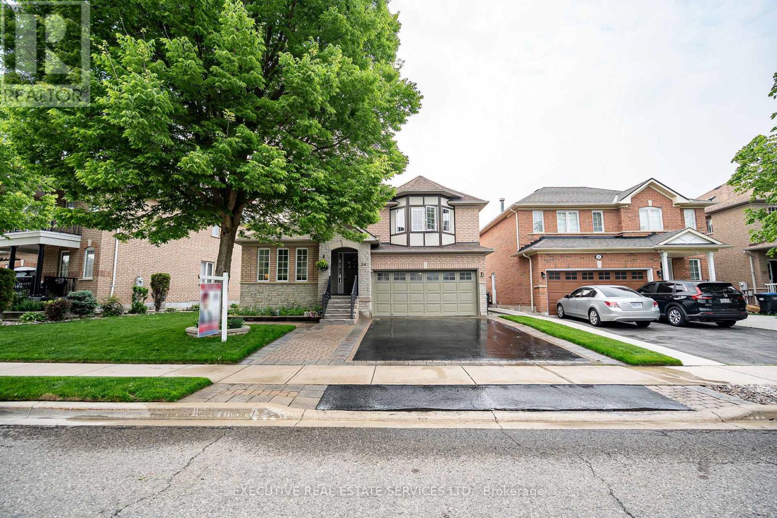 54 WOODVALLEY DRIVE|Brampton (Fletcher's Meadow), Ontario L7A1Z3