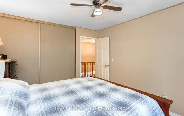 Additional image 33 of 12 Neville Cres