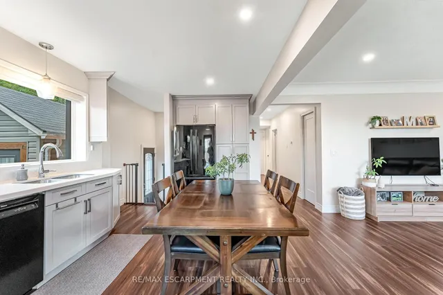 Additional image 11 of 25 Alba St