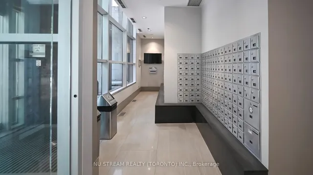 Additional image 19 of 81 Navy Wharf Crt Unit 2812