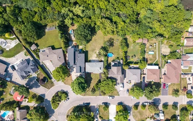 Additional image 6 of 23 Waltham Dr