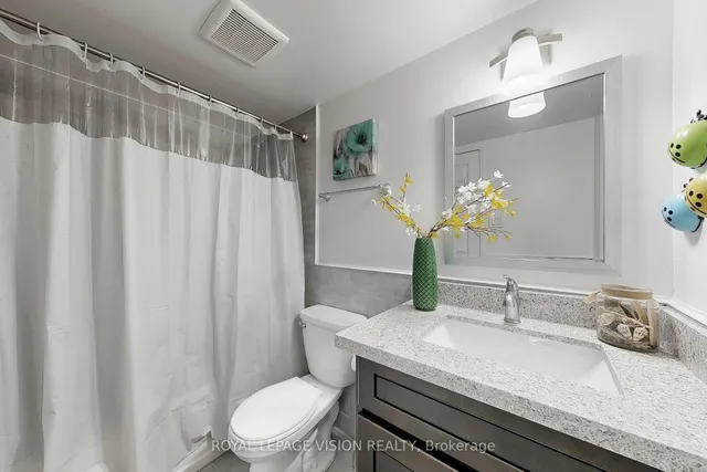 Additional image 20 of 100 Wingarden Crt Unit 1803