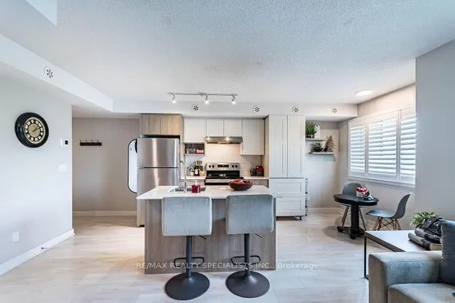 Additional image 9 of 1137 Cooke Blvd Unit 202