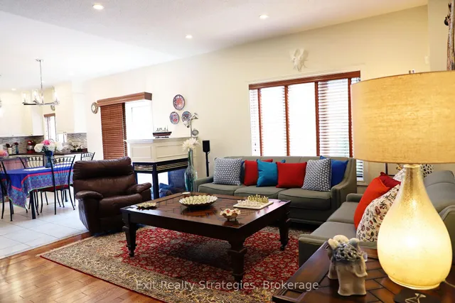 Additional image 15 of 100 Springstead Ave