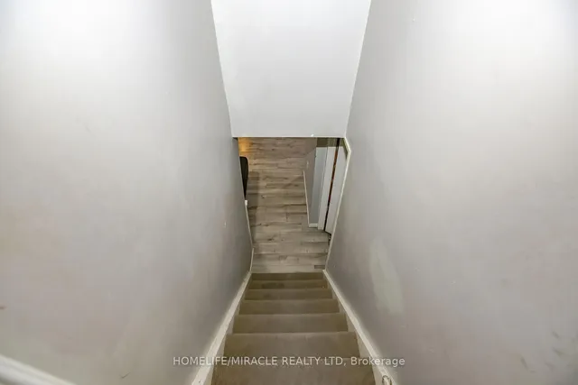 Additional image 22 of 46 Reigate Ave