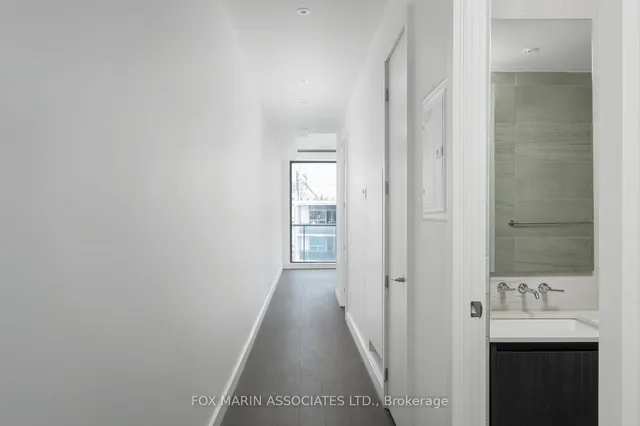 Additional image 3 of 81 Wellesley St Unit 1107